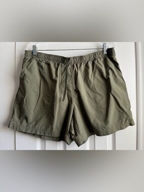 Columbia Olive Green Athletic Drawstring Shorts XL
